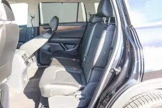 2025 Volkswagen Atlas 2.0T SE w/Technology FWD
