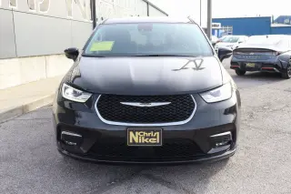 2024 Chrysler Pacifica Limited FWD