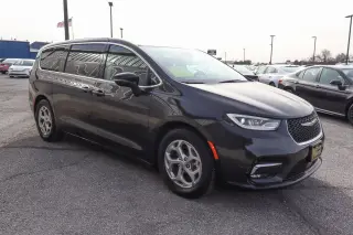 2024 Chrysler Pacifica Limited FWD