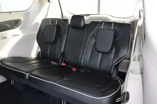 2024 Chrysler Pacifica Limited FWD