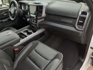 Ram 1500 2024 4x4 Laramie 4dr Crew Cab 5.6 ft. SB Pickup