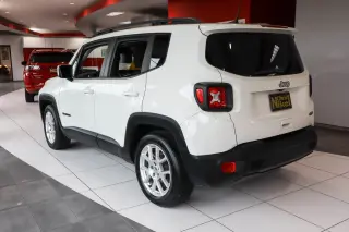2020 Jeep Renegade Latitude FWD