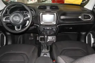 2020 Jeep Renegade Latitude FWD