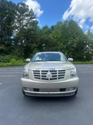 2013 Cadillac Escalade Luxury