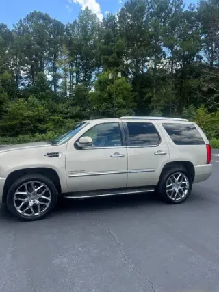 2013 Cadillac Escalade Luxury