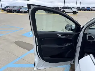 2024 Ford Edge SUV I-4 cyl