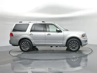 Lincoln Navigator 2017 4x2 Select 4dr SUV