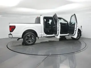 Ford F-150 2024 4x2 STX 4dr SuperCrew 5.5 ft. SB