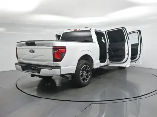 Ford F-150 2024 4x2 STX 4dr SuperCrew 5.5 ft. SB