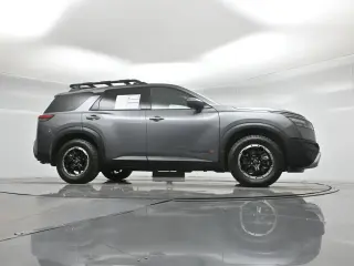 Nissan Pathfinder 2023 AWD Rock Creek 4dr SUV