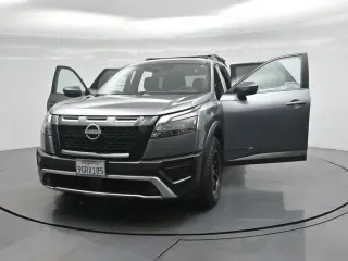 Nissan Pathfinder 2023 AWD Rock Creek 4dr SUV