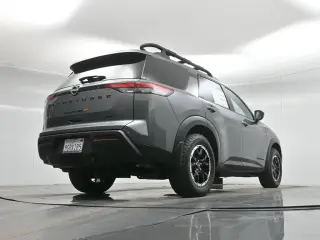 Nissan Pathfinder 2023 AWD Rock Creek 4dr SUV