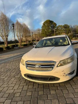 2011 Ford Taurus Limited