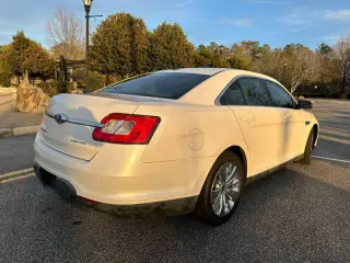 2011 Ford Taurus Limited