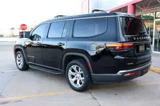 2022 Jeep Wagoneer Series II 4x4