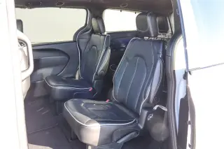 2025 Chrysler Pacifica Limited FWD