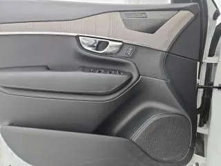Volvo XC90 Recharge 2021 eAWD T8 Inscription SUV 4 puertas para 6 pasajeros