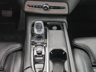 Volvo XC90 Recharge 2021 eAWD T8 Inscription SUV 4 puertas para 6 pasajeros