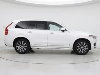 Volvo XC90 Recharge 2021 eAWD T8 Inscription SUV 4 puertas para 6 pasajeros
