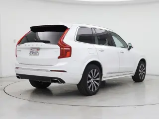 Volvo XC90 Recharge 2021 eAWD T8 Inscription SUV 4 puertas para 6 pasajeros