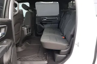 2022 RAM 1500 Big Horn 4x4 Crew Cab 5'7 Box