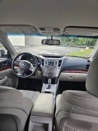 2012 Subaru Outback 2.5i Limited