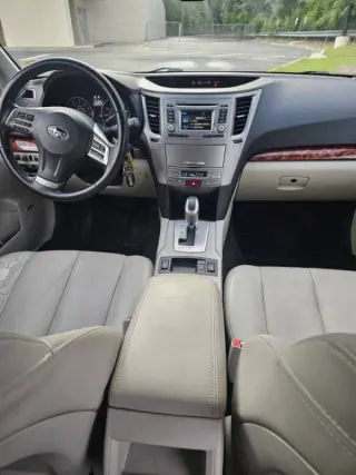 2012 Subaru Outback 2.5i Limited