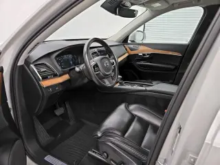 Volvo XC90 2020 AWD T6 Inscription SUV de 7 pasajeros de 4 puertas