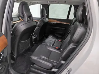 Volvo XC90 2020 AWD T6 Inscription SUV de 7 pasajeros de 4 puertas