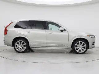 Volvo XC90 2020 AWD T6 Inscription SUV de 7 pasajeros de 4 puertas