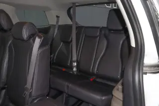 2025 Kia Carnival LXS FWD