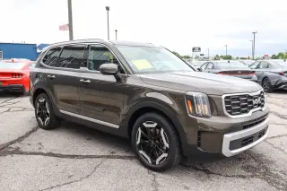 2025 Kia Telluride S FWD