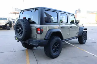 2022 Jeep Wrangler Unlimited Willys 4x4