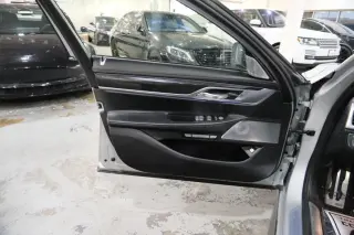 2016 BMW 750i xDrive M SPORT LINE