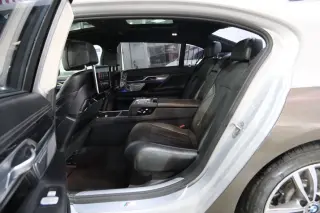 2016 BMW 750i xDrive M SPORT LINE