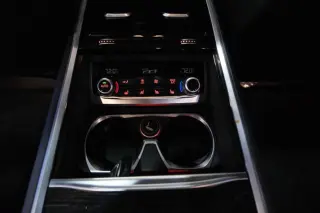 2016 BMW 750i xDrive M SPORT LINE
