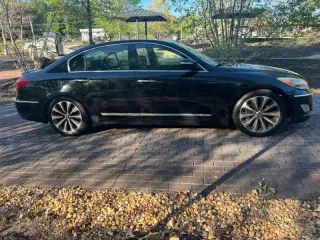 2012 Hyundai Genesis 5.0L R-Spec