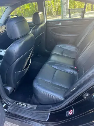 2012 Hyundai Genesis 5.0L R-Spec
