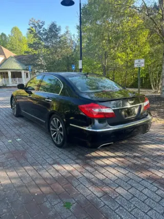 2012 Hyundai Genesis 5.0L R-Spec