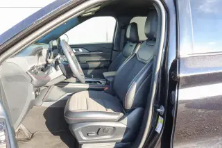 2025 Ford Explorer ST-Line 4WD