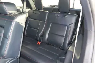 2025 Ford Explorer ST-Line 4WD