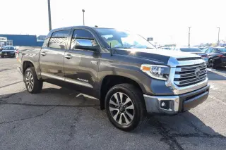 2018 Toyota Tundra 4WD Limited CrewMax 5.5' Bed 5.7L FFV