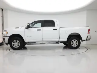 Ram 2500 2024 4x4 Big Horn 4 puertas Crew Cab 6.3 pies. SB Pickup
