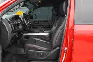 2022 RAM 1500 Big Horn 4x4 Crew Cab 5'7 Box