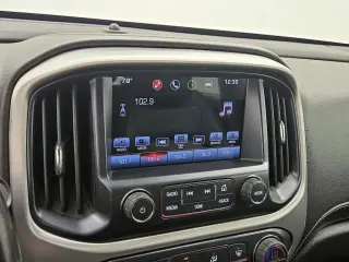 GMC Canyon 2016 4x4 SLT 4dr Crew Cab 5 ft. SB