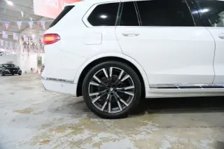 2020 BMW X7 xDrive50i