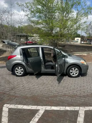 2009 Nissan Versa 1.8 S