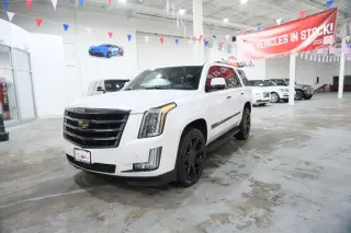 2019 CADILLAC Escalade Luxury