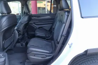 2025 Jeep Grand Cherokee L Altitude X 4x4