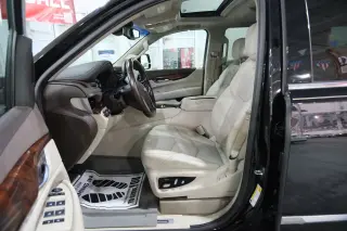 2016 CADILLAC Escalade Luxury Collection